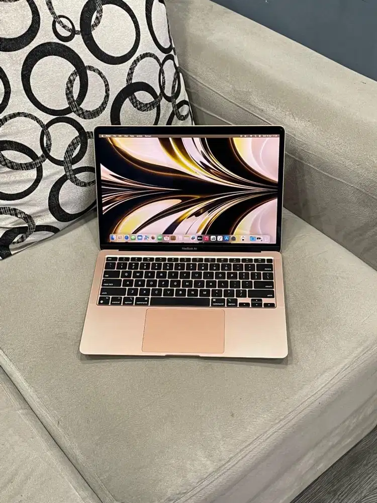 Macbook Air M1 13” 8/512GB Gold