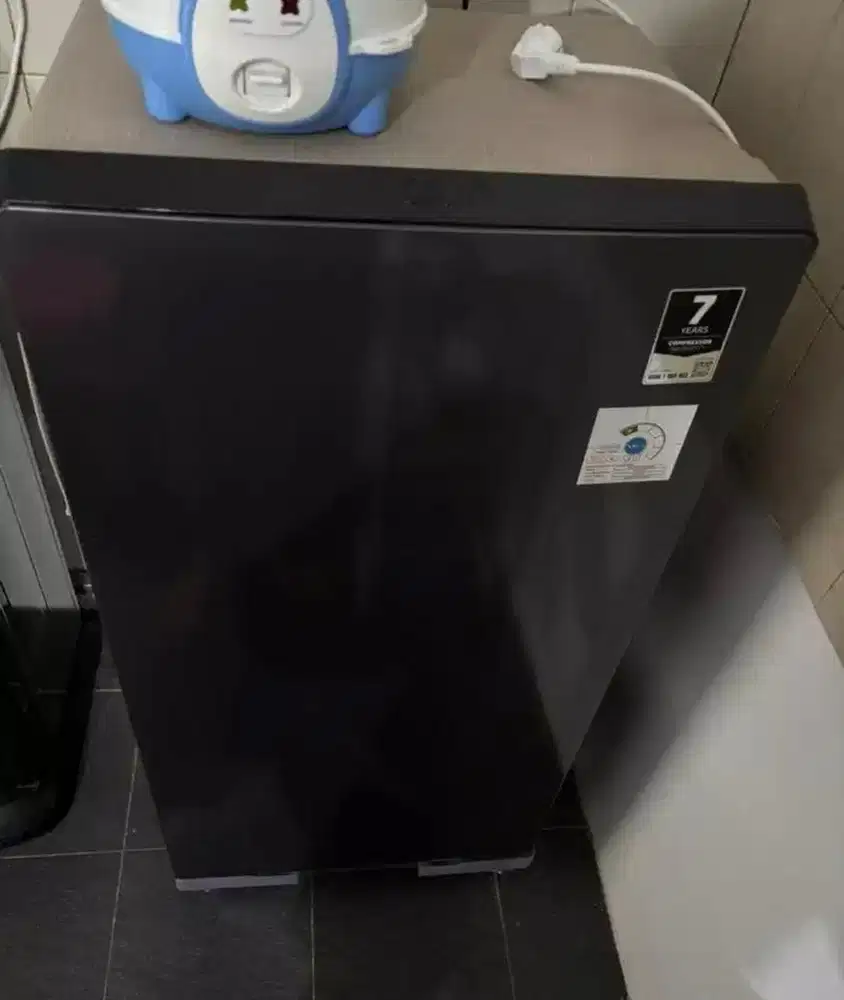 JUAL KULKAS MERK AQUA