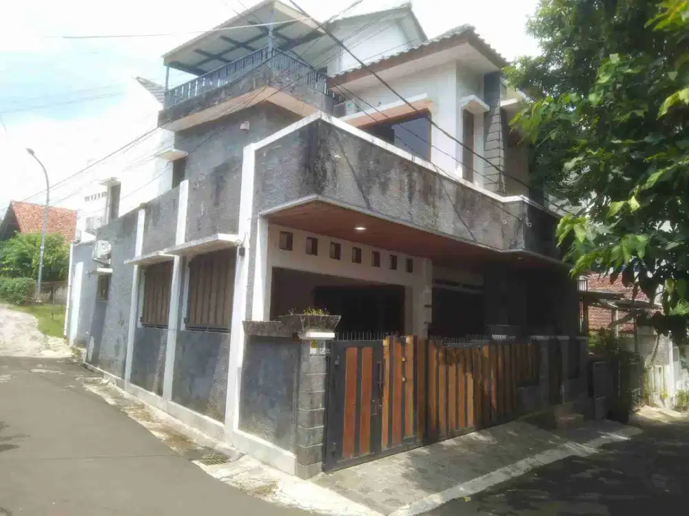 Dijual Rumah 3 Lt di Dalurung Indraprasta Kota Bogor
