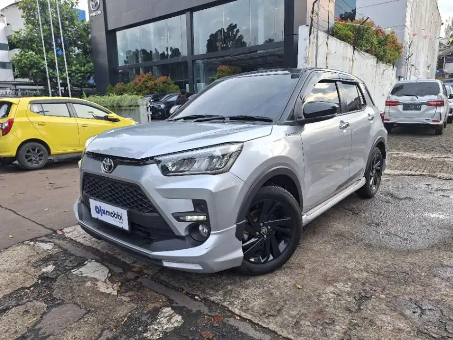 DP MURAH Toyota Raize 1.0 GR Sport Two Tone Bensin-AT 2022 Merah CTMFB