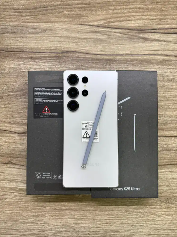 Samsung S25 Ultra 12/256GB SEIN