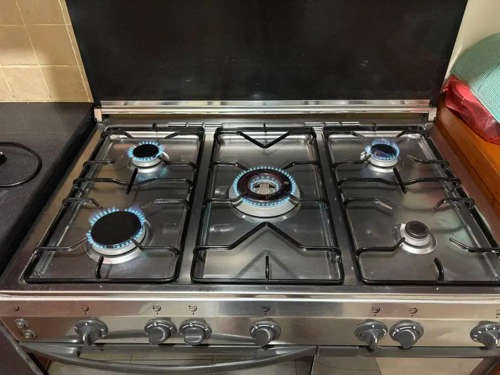 Kompor Gas Ariston 5 Tungku