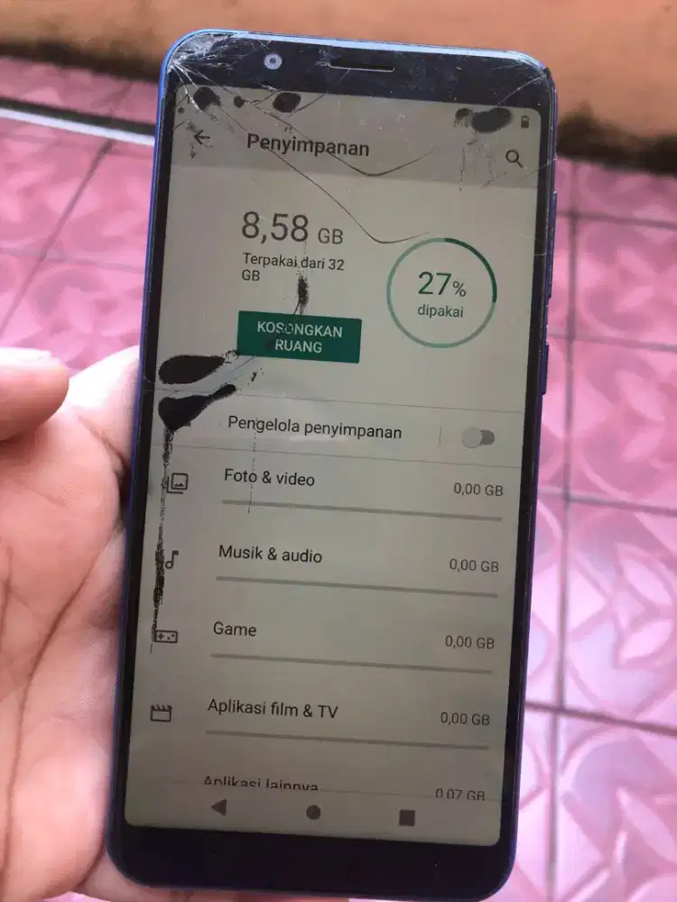 Asus Zenfone Max Pro M1 minus