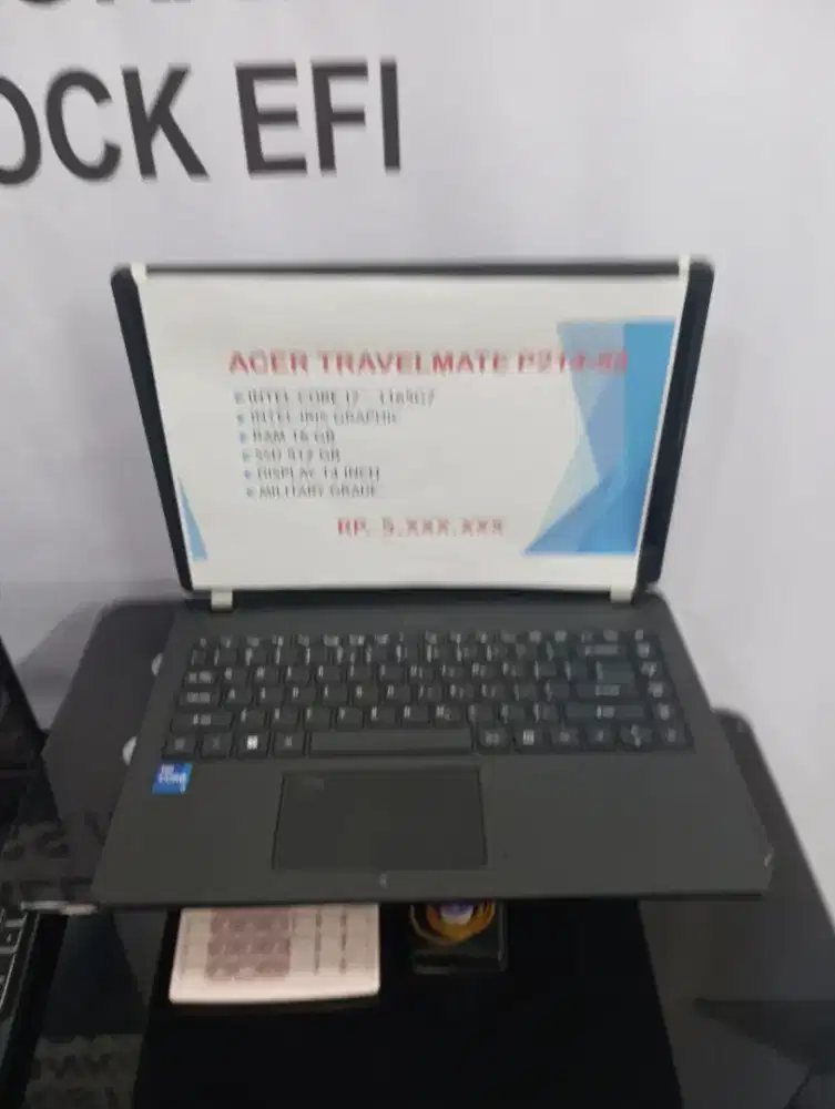 Jual laptop bekal kondisi masih seperti baru