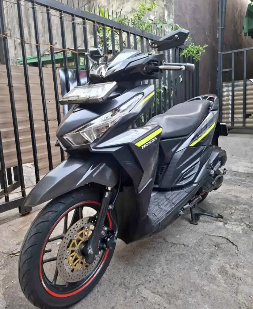 Vario LED 125 Tahun 2017 Pajak ON