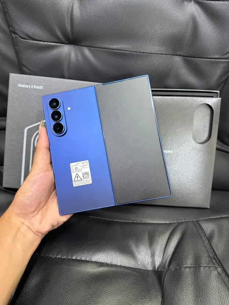 Samsung ZFold 7 16/1 TB Like New