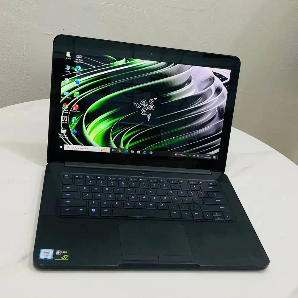 Laptop RAZER BLADE 14 Core i7-6700HQ Ram 16GB Touch N-EC