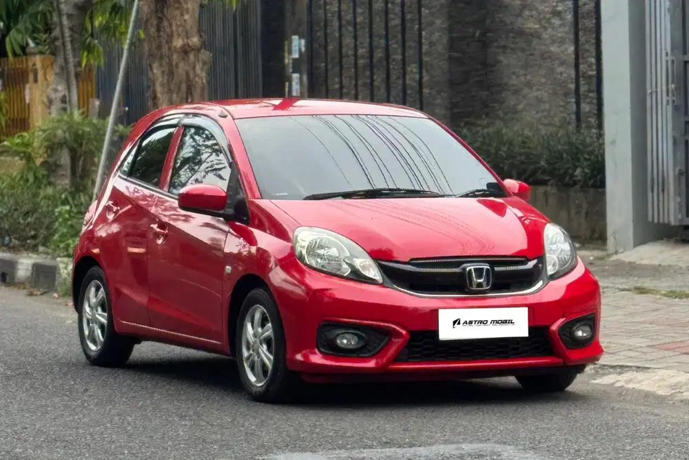 BRIO E 2018 / 2017 Matic Bagus Murah Kredit Bekas Surabaya Istimewa