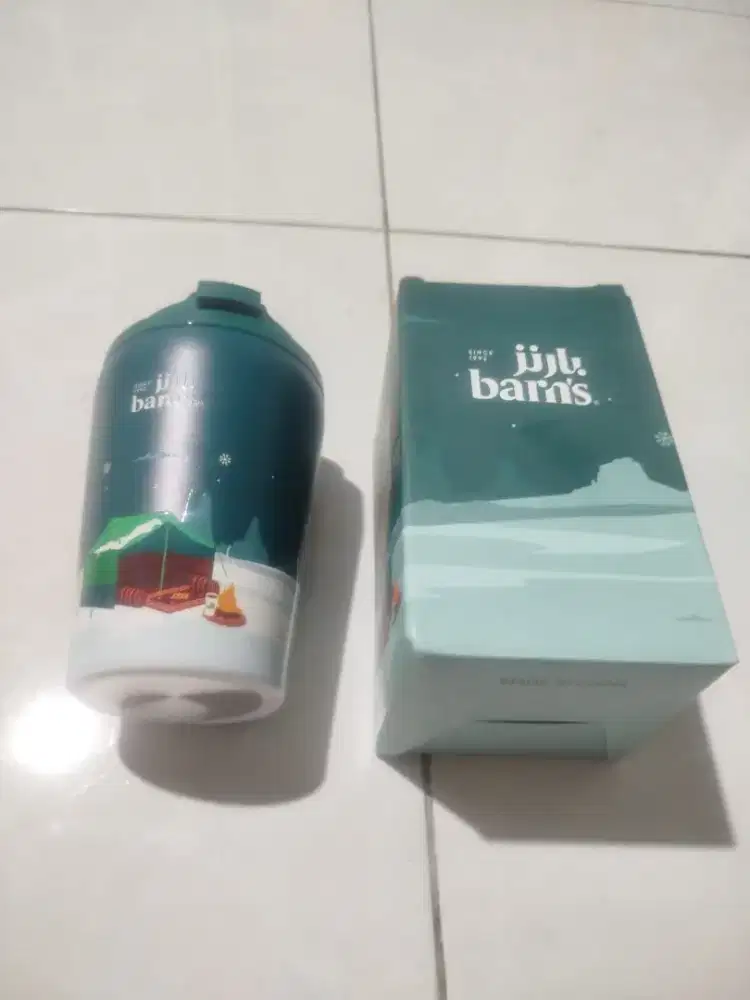 Tumbler 1/2 M & Juju Barns