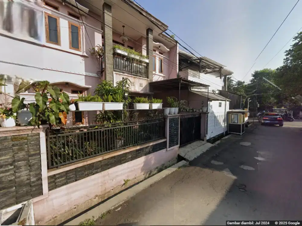 TURUN HARGA! Rumah 2 Lantai Batununggal Siap Huni