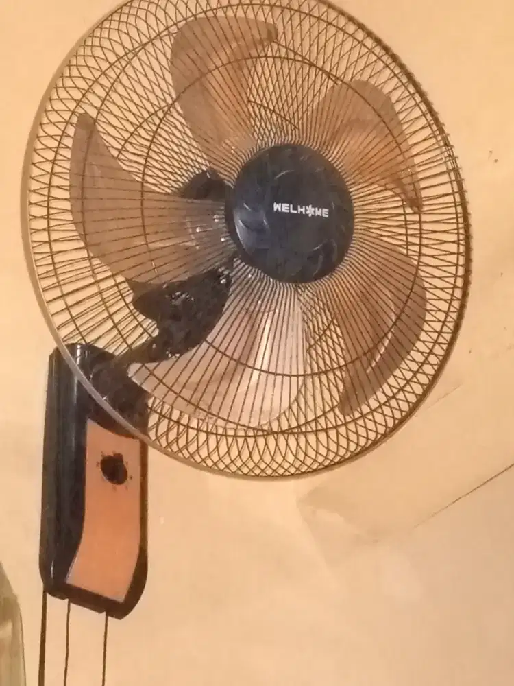 Di jual kipas angin merk welhome 18 inch