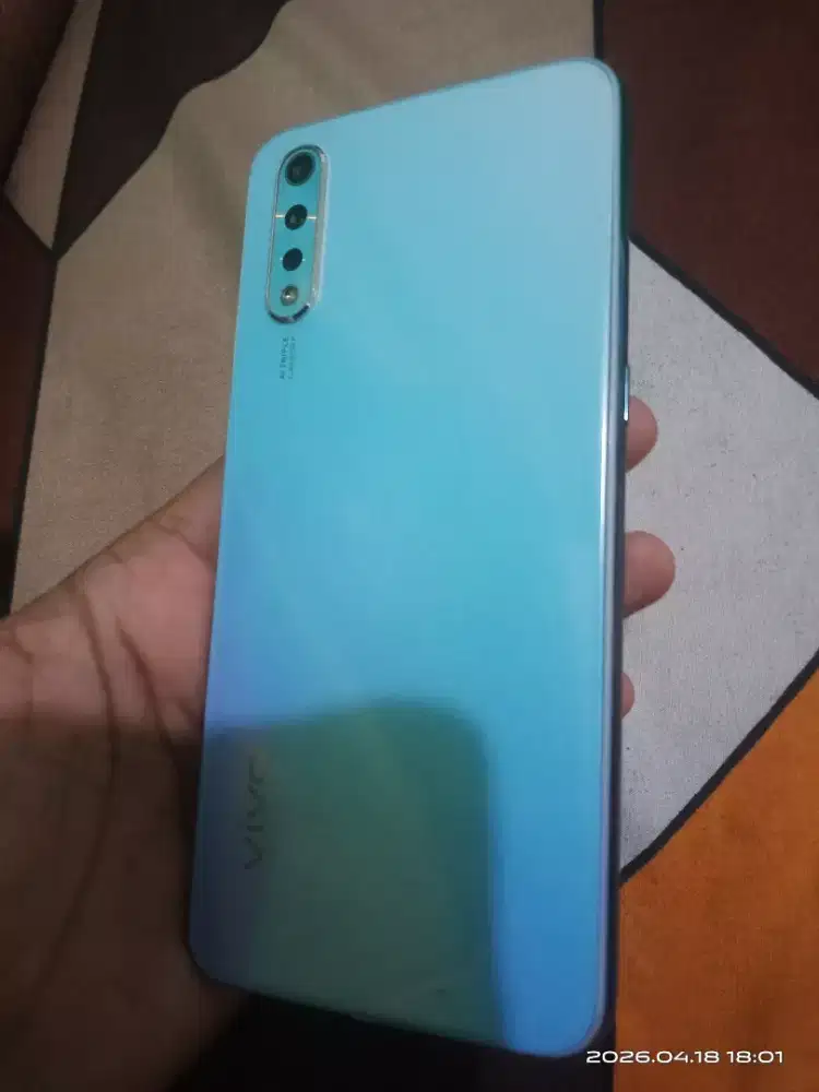 Vivo s1 ram 4/128 (batangan)