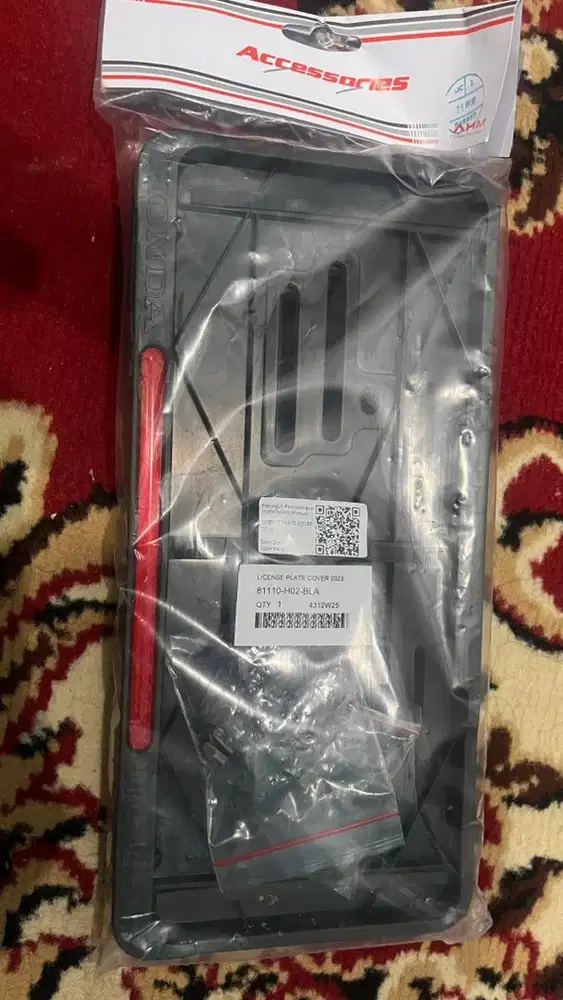 License plate cover plat motor