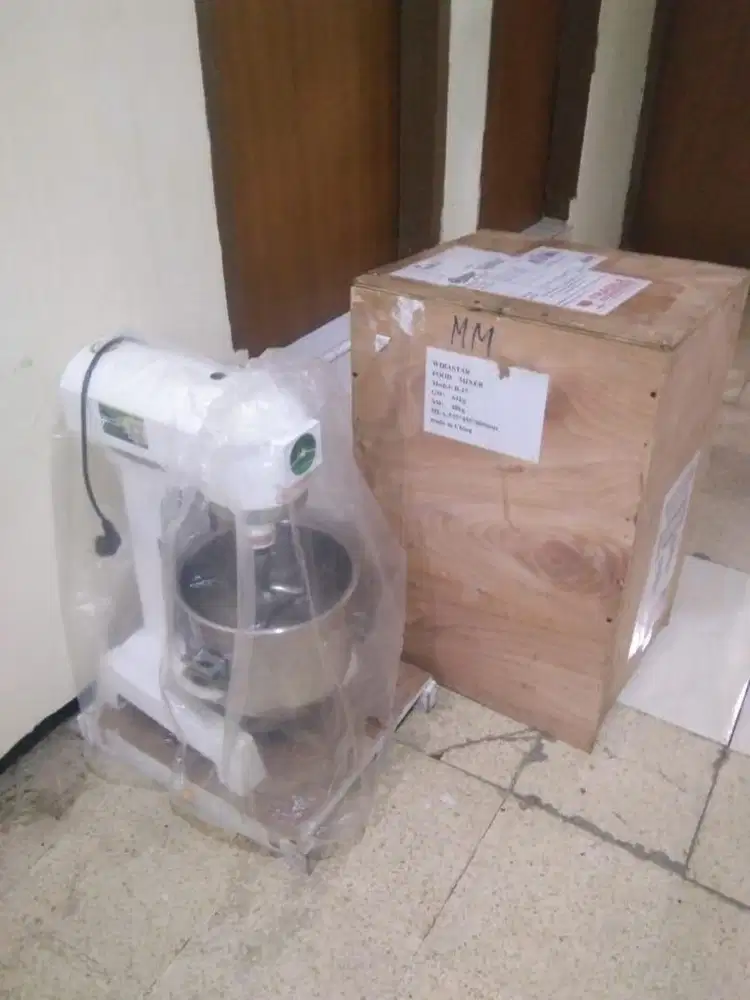 DIJUAL 1 SET PERALATAN BAKERY/USAHA ROTI DAN KUE