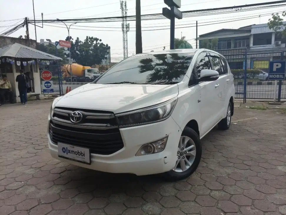 DP MURAH Toyota Kijang Innova 2.0 G Bensin-AT 2017  CUFOB