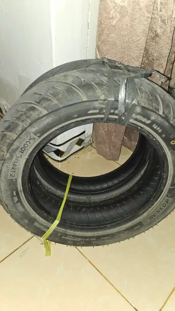 Ban nmax uk 120/70/13 depan 140/70 blakang