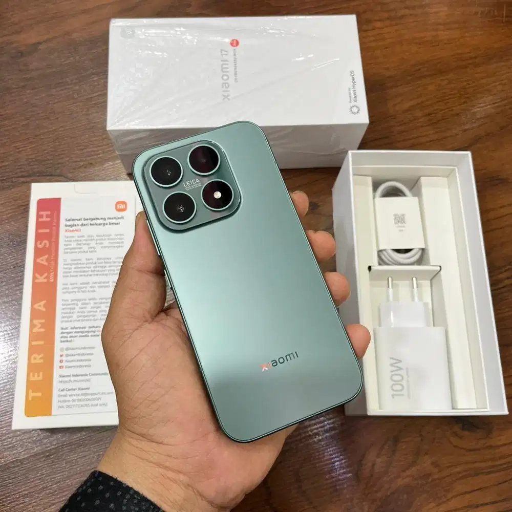 xiaomi 17 12/512gb vanture green like new