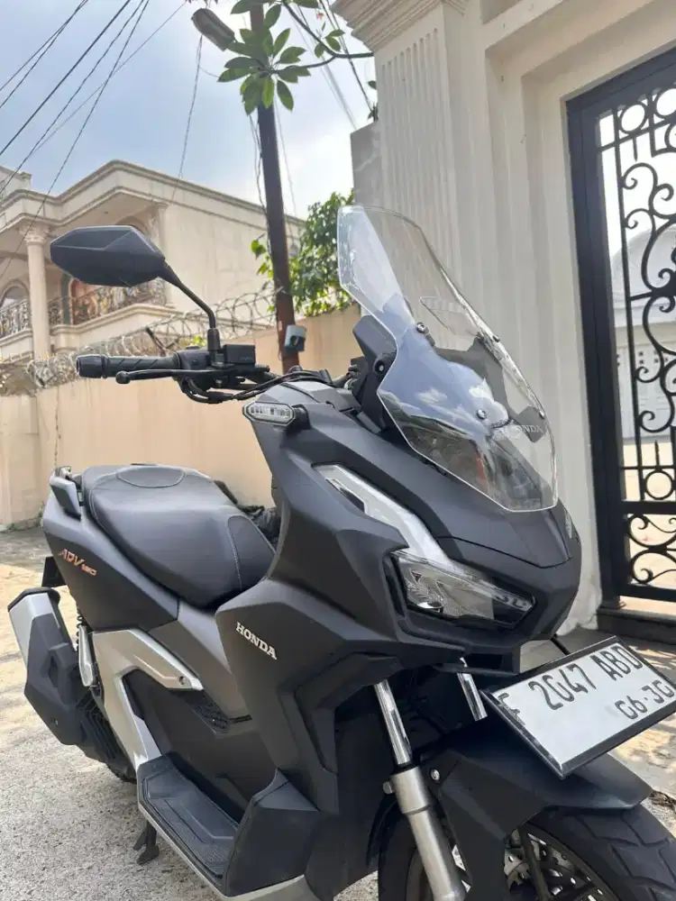 Adv 160 ABS 2025 hitam km 7 rb