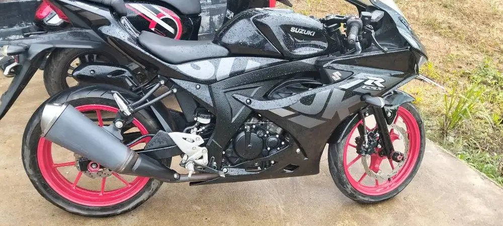 Jual Motor SUZUKI GSX 150 R