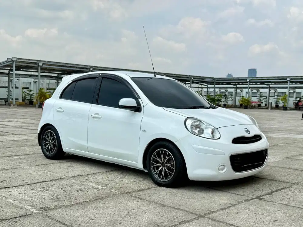 Nissan march mt 2013