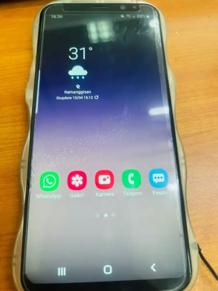 SAMSUNG S8+ (EX CEWE, KAMERA THEBEST BUAT FOTO)