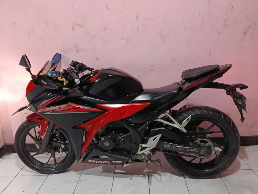 CBR 150R 2017 Mulus Terawat