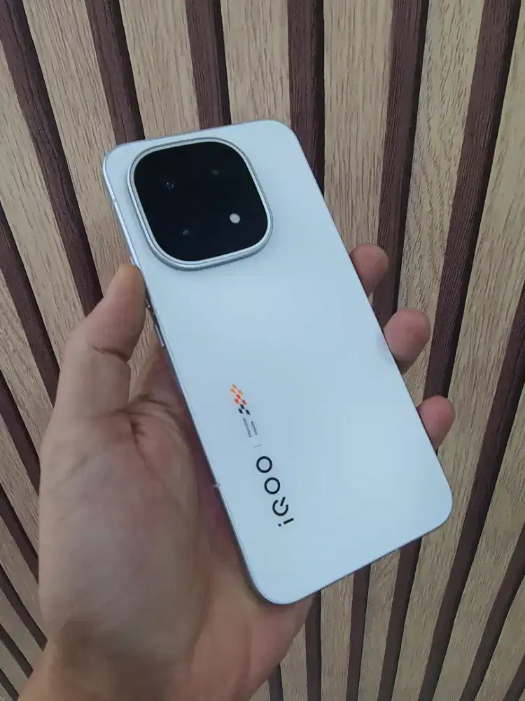 Iqoo 15 like New 16/512 resmi Indonesia garansi panjang