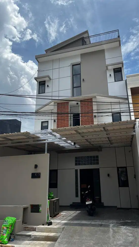 DIJUAL BANGUNAN 2026 RUMAH KOST EKSKLUSIF SEMANAN INDAH CENGKARENG