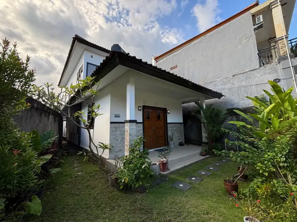 Dijual Cepat Rumah Tropis MURAH di Jantungnya Canggu Dekat Alpha Gym!