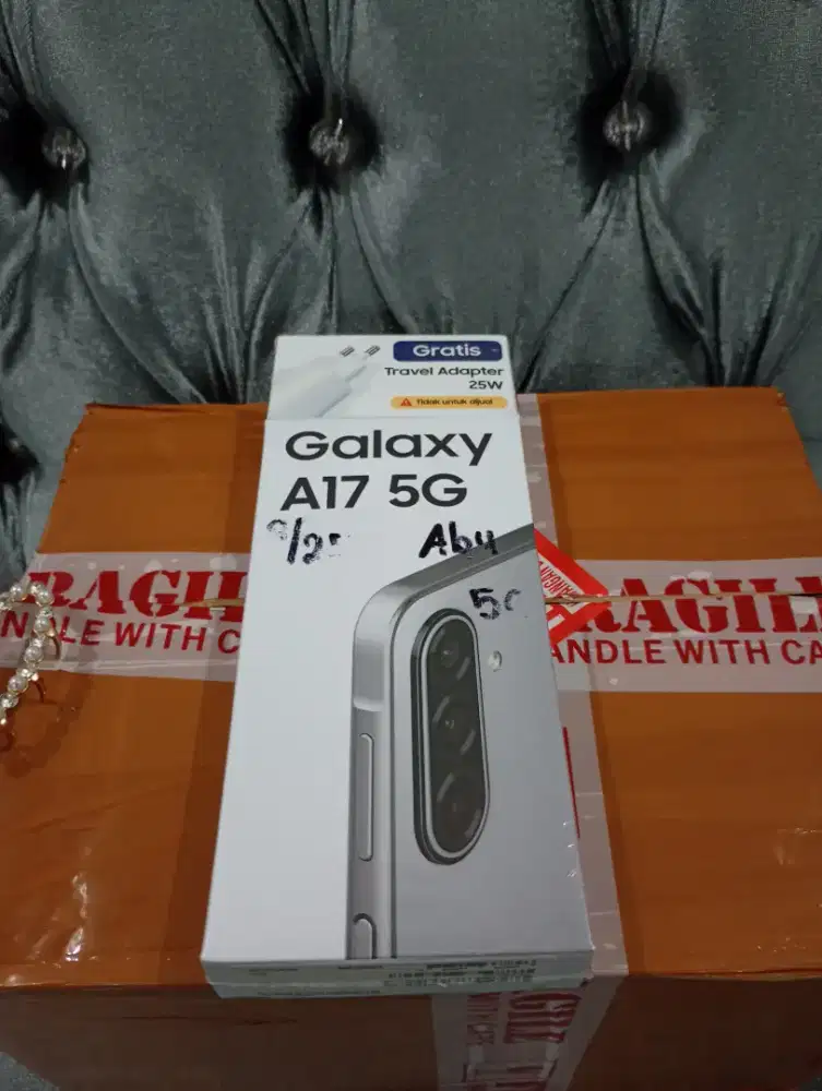 Samsung Galaxy A17 5G 8/256GB Fullset Segel