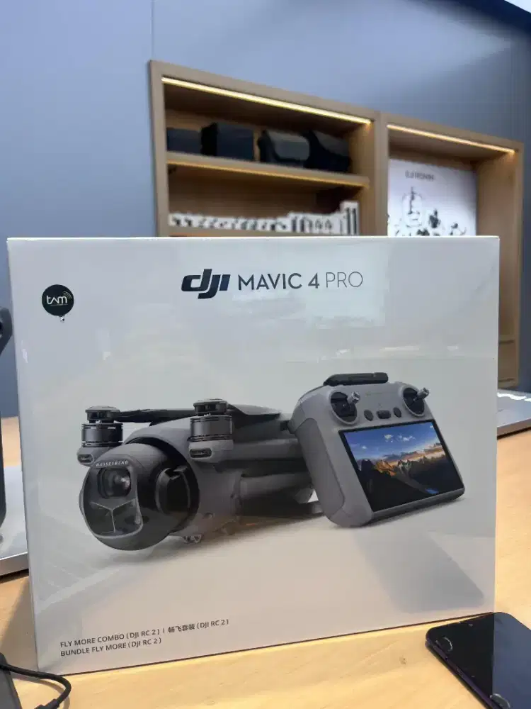 DJI Mavic 4 Pro Creator Combo (Rc Pro 2)