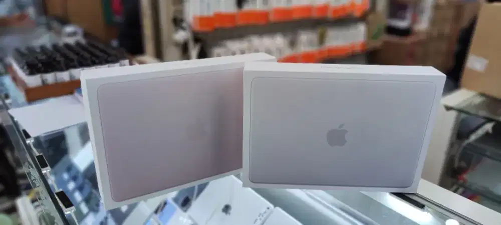 MacBook Neo 8/256 grs 1 tahun bisa TT