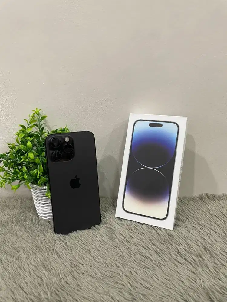 IPhone 14 ProMax 256GB Black mulus Fullset BH 91% Sinyal Permanent