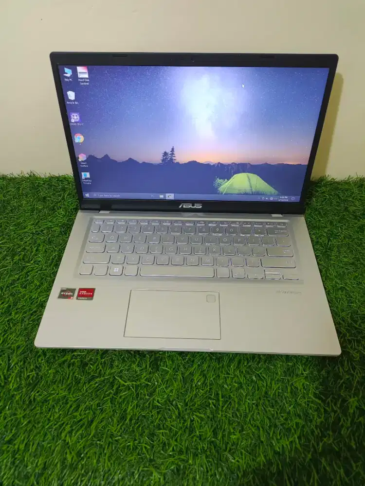 Laptop asus ryzen 3 ram 8 gb ssd 256 siap pakai