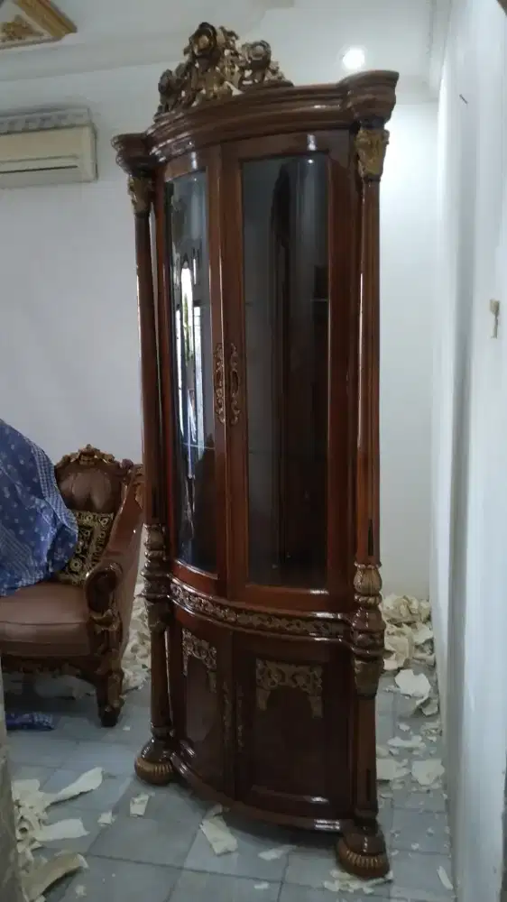 Lemari sudut masih mulus no minus