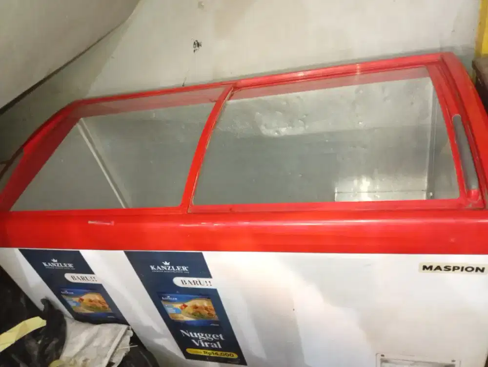 Freezer merk maspion