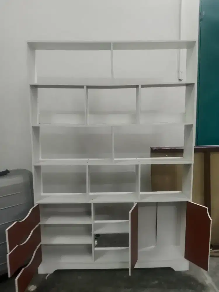 LEMARI AKSESORIES, KOPER, GANTUNGAN BAJU