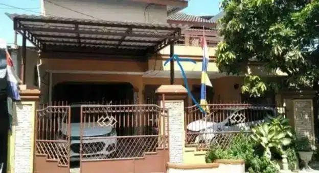 DIKONTRAKKAN RUMAH 2 KAMAR ADA PARKIR MOBIL/MOTOR