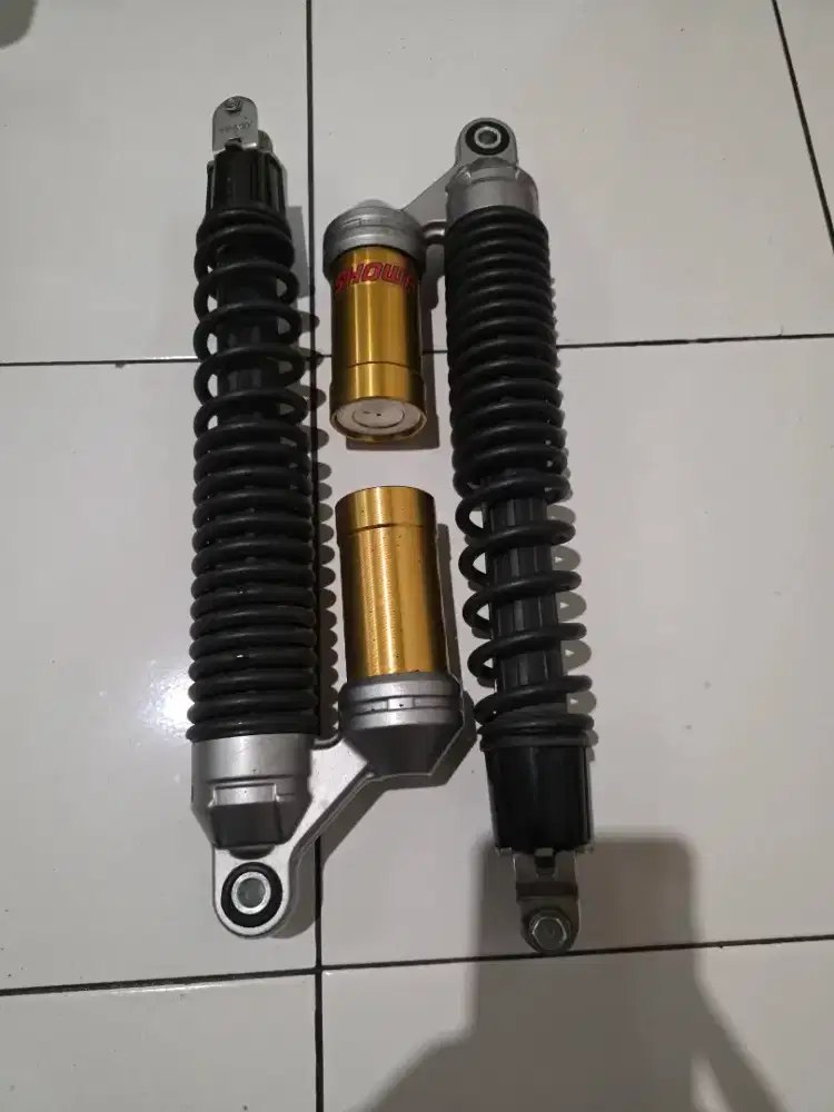 Shock breaker bawaan honda adv 160