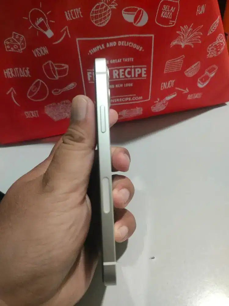 Iphone 12 64gb inter