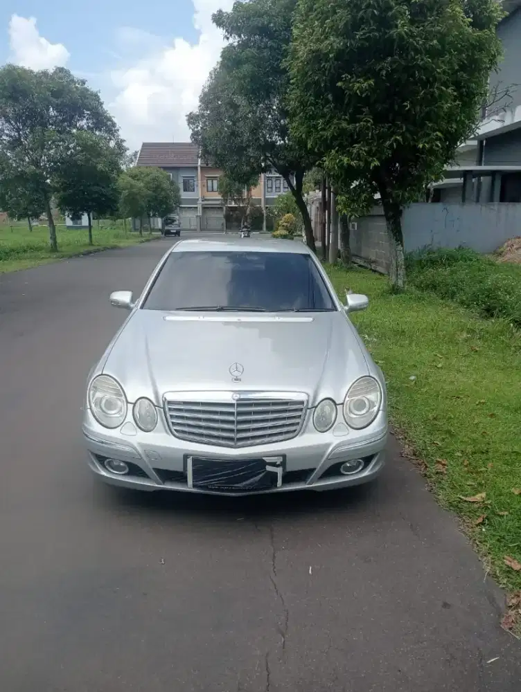 Mercedes-Benz E280 2008 Bensin