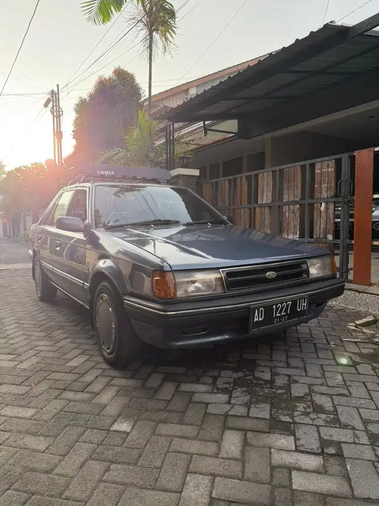 1987 FORD LASER GHIA 1.3 MT BUKAN BEKAS TAKSI