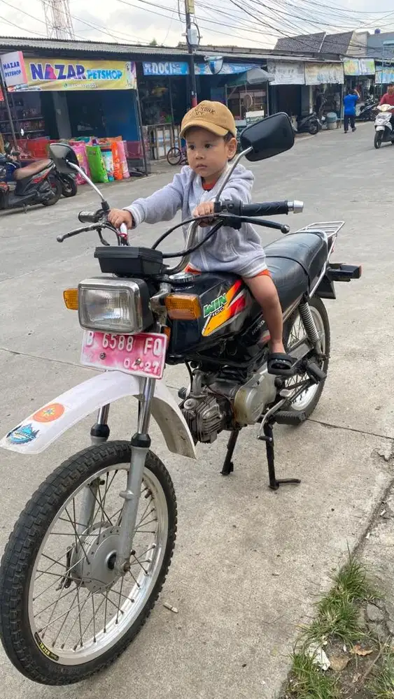 Honda win  100 th2003 plat B tanggerang