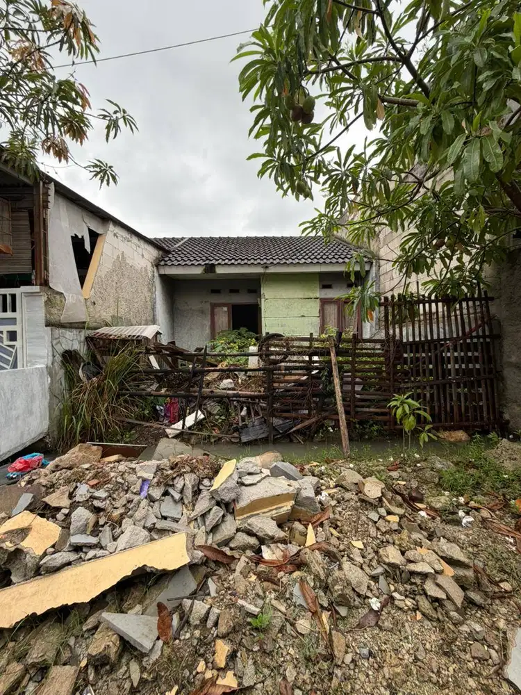 Di Jual (Over Kredit) Rumah Dengan Akses Jalan Utama Perumahan (CEPAT)