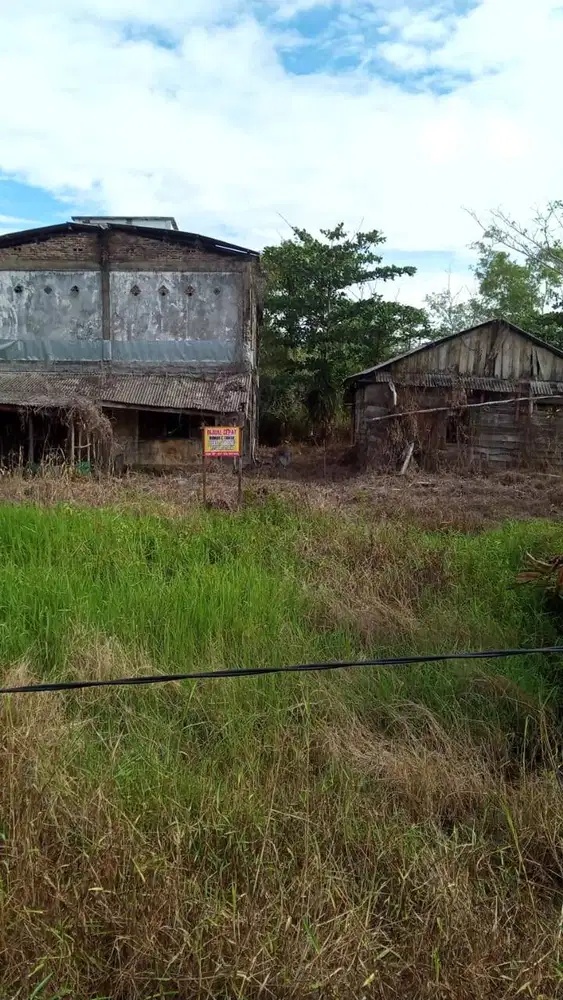 Dijual Tanah 600m² dan bangunan Dekat Perkantoran Seruyan, Murah Nego!