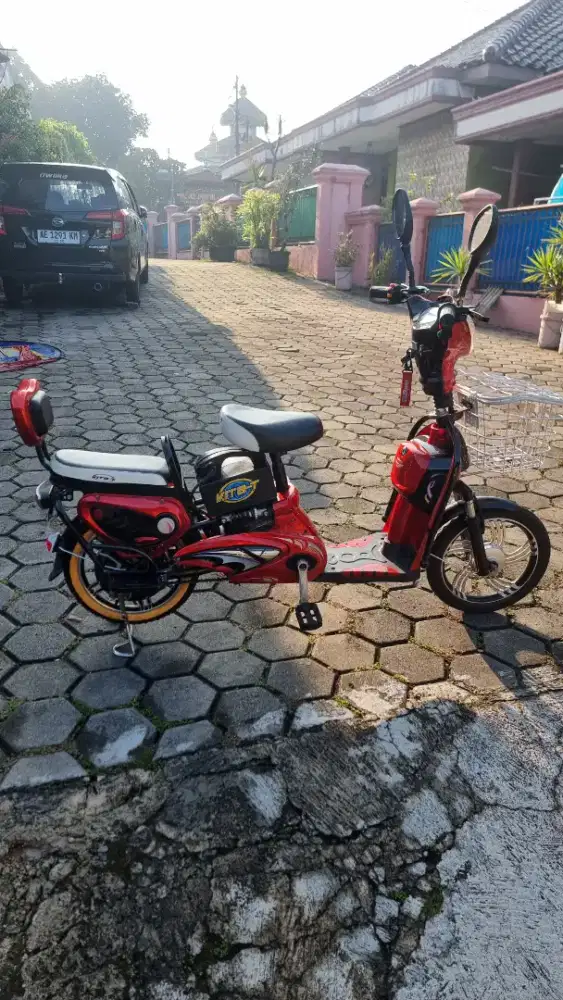 Dijual sepeda listrik selis vita T original normal
