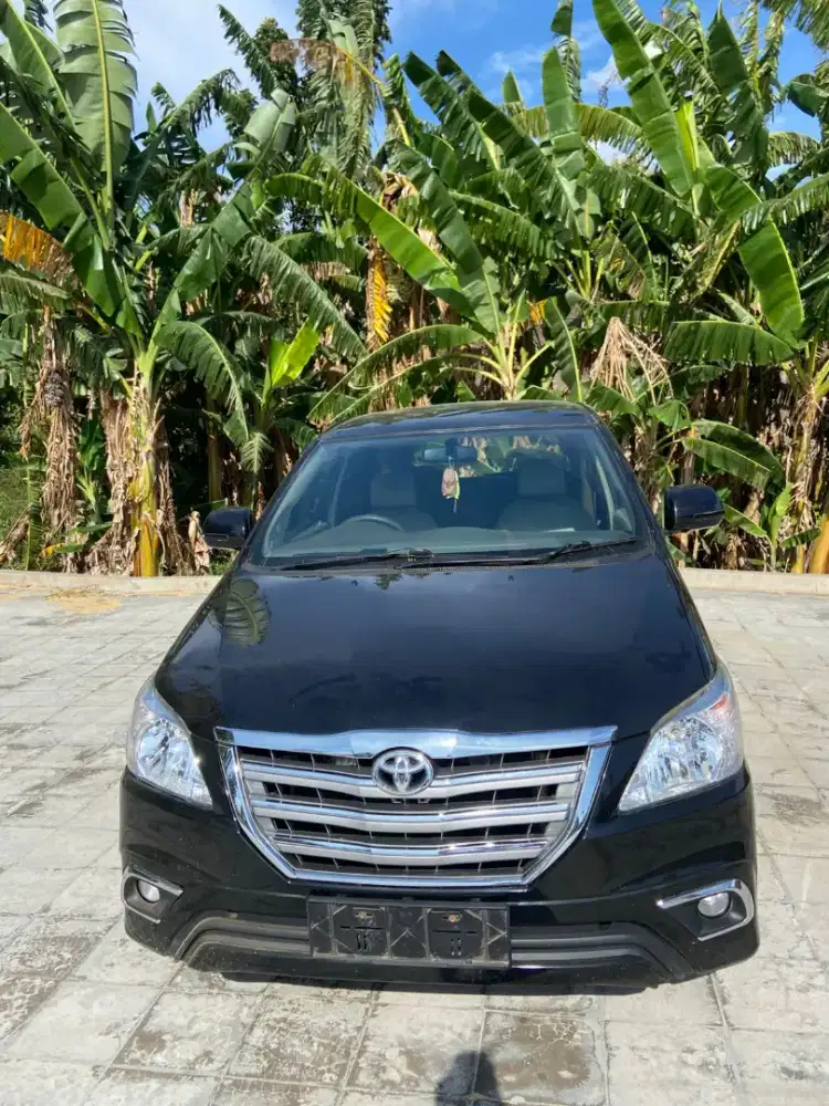 DIJUAL CEPAT MOBIL KIJANG INNOVA TAHUN 2010