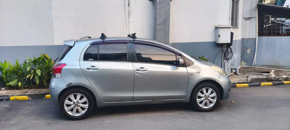 Toyota Yaris 2010 Bensin