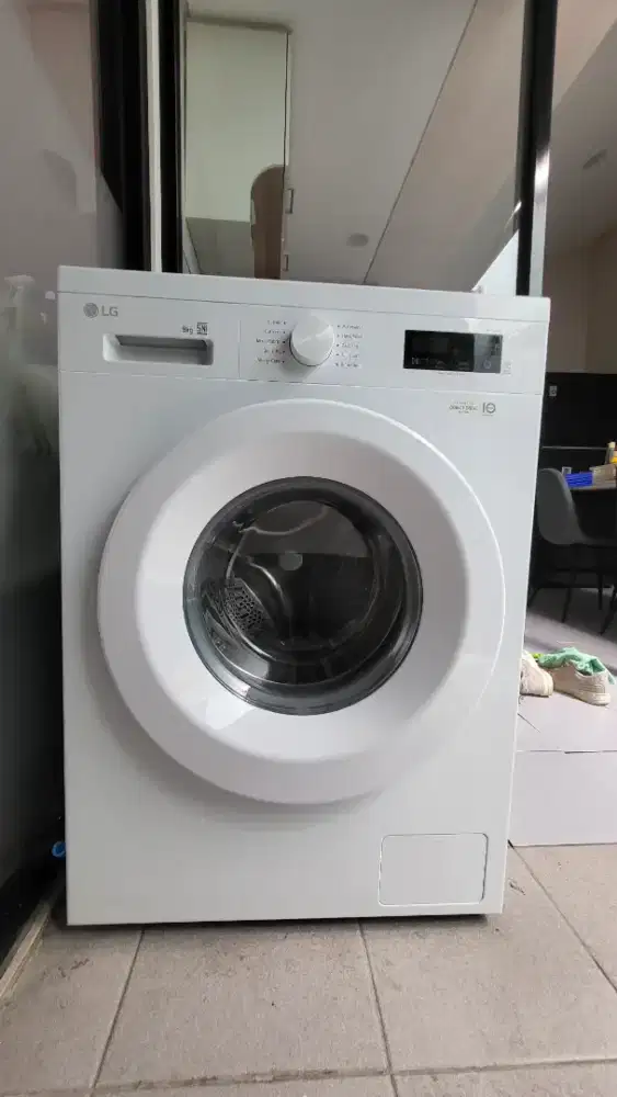 LG Front Loading Washer 8kg FB1208S6W