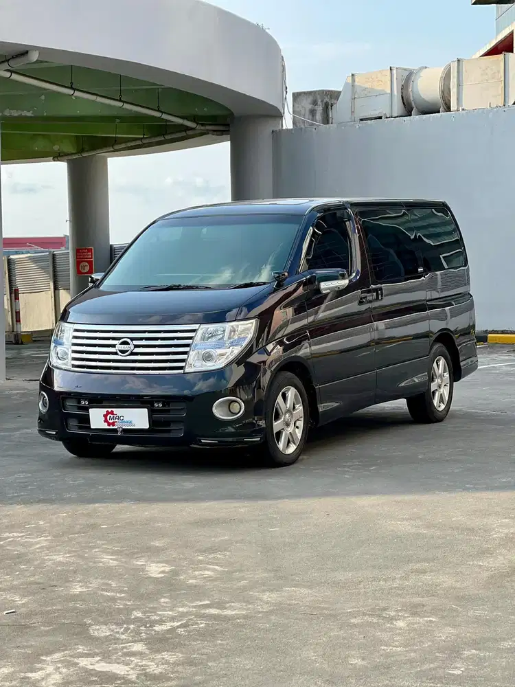 Nissan Elgrand HWS 2.5 V6 2007